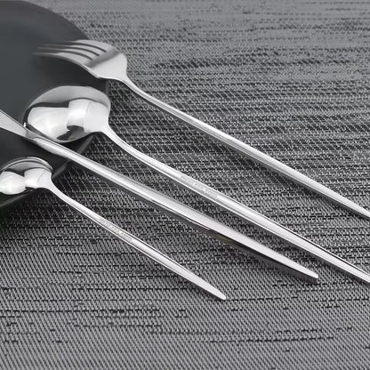 24Pcs Black Handle Gold Cutlery Set – Stainless Steel Knife, Fork & Spoon Tableware Set